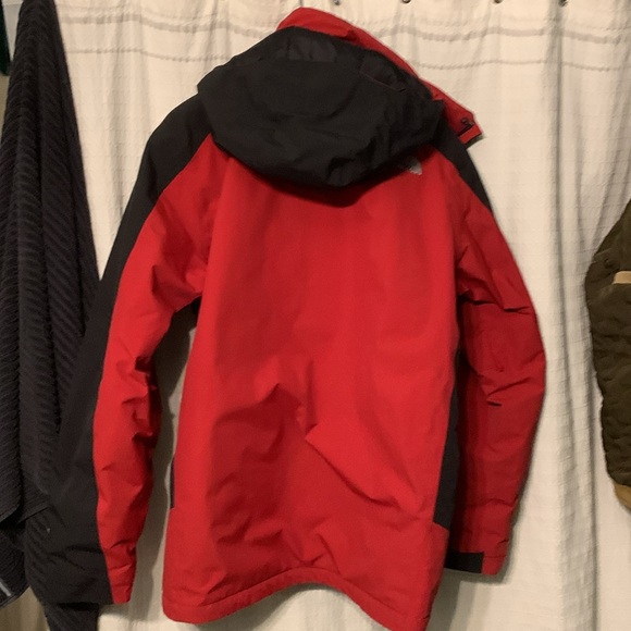 Northface HyVent winter jacket! Size Large! - Picture 14 of 16